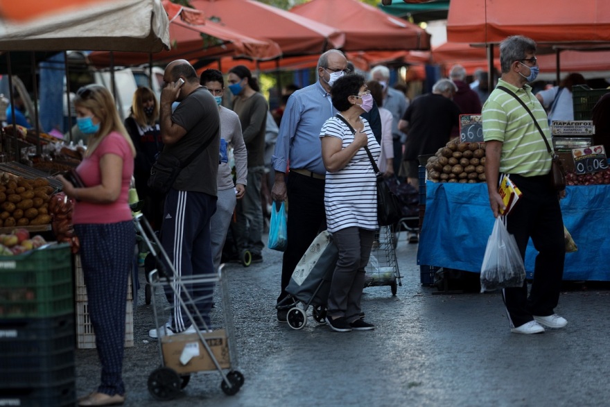 Μέτρα για τον κορωνοϊό: Αυτοψία στο κέντρο της Αθήνας - Σε πλήρη εφαρμογή οι «μάσκες παντού»