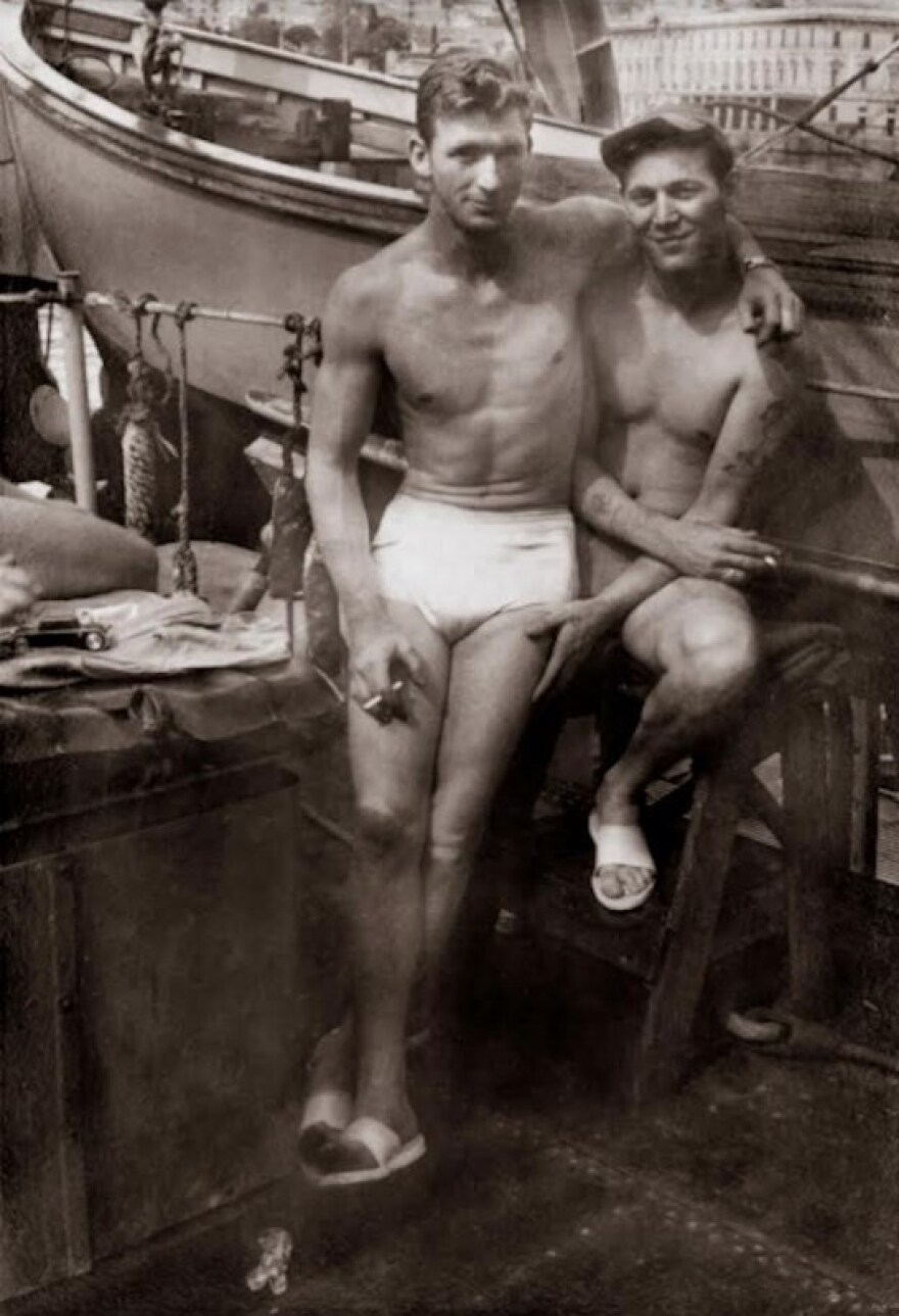 H gay φωτογράφηση έχει τη... δική της ιστορία!