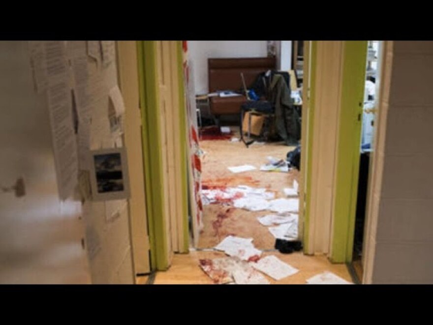 Charlie Hebdo: Σάτιρα πέρα από τα όρια, πέρα από τις σφαίρες και το αίμα