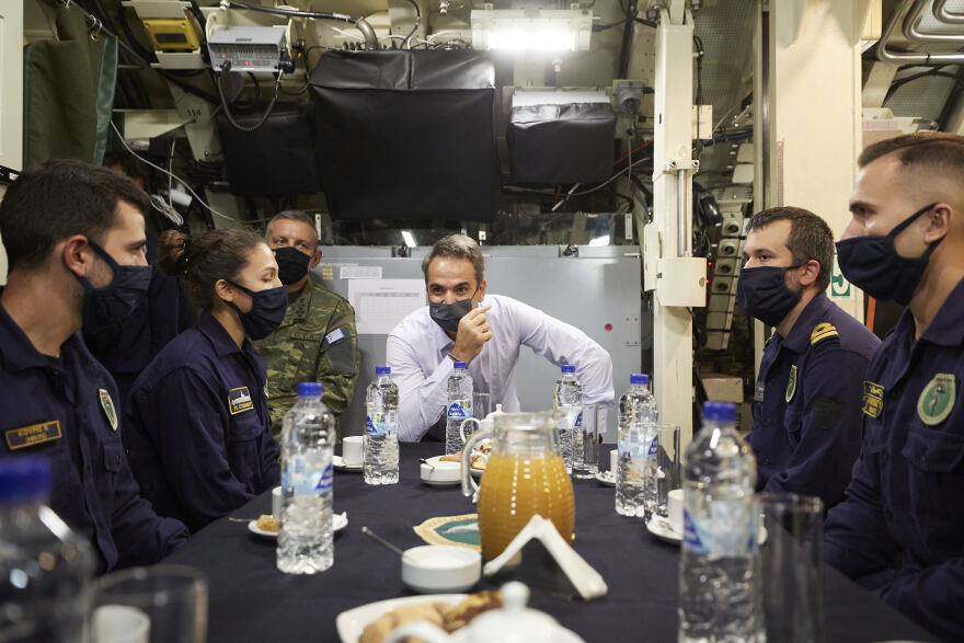 Μητσοτάκης: Στο υποβρύχιο «Κατσώνης» - Το «ευχαριστώ» για τις αόρατες ασπίδες