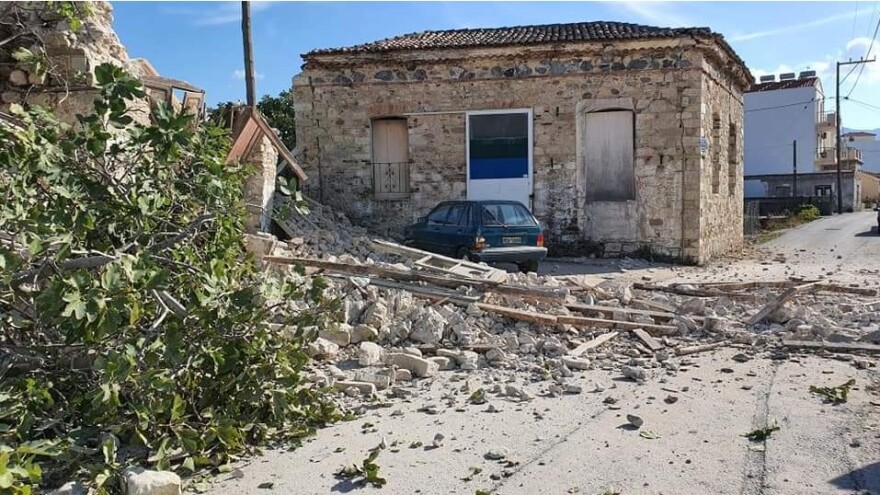 Σεισμός στη Σάμο: Έπεσε εκκλησία στο Καρλόβασι - Δείτε βίντεο