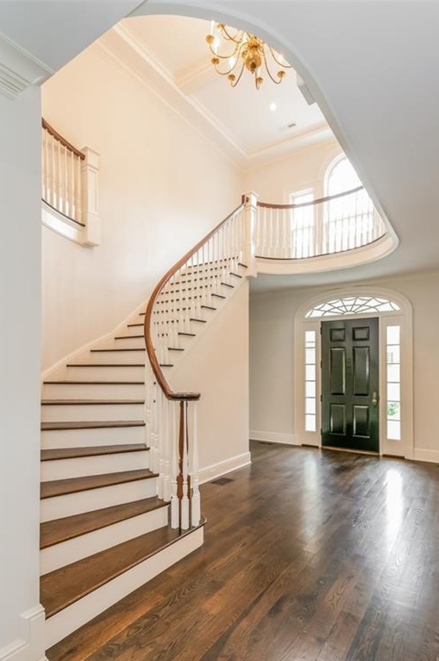 Φώτης Ντούλος: Βρέθηκε αγοραστής για το πολυτελές αρχοντικό του στο Κονέκτικατ  - Δείτε φωτογραφίες 