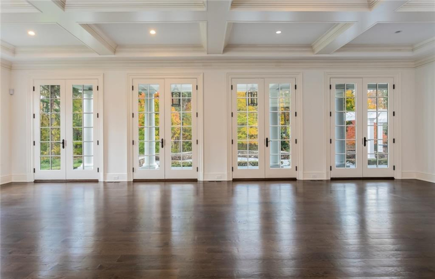 Φώτης Ντούλος: Βρέθηκε αγοραστής για το πολυτελές αρχοντικό του στο Κονέκτικατ  - Δείτε φωτογραφίες 