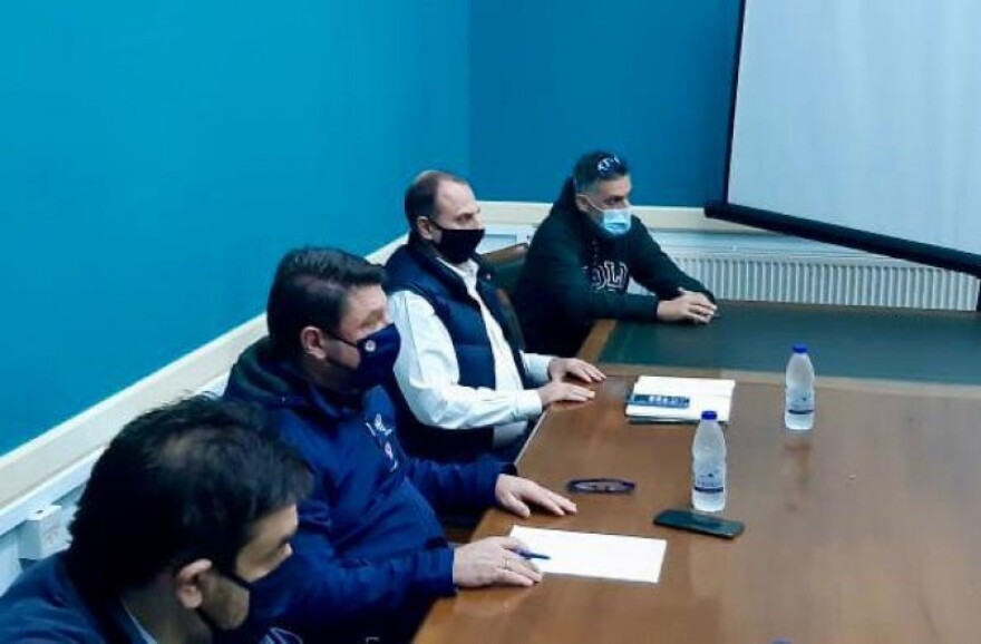 Σεισμός στη Σάμο: Σύσκεψη υπό τον Νίκο Χαρδαλιά στο Καρλόβασι