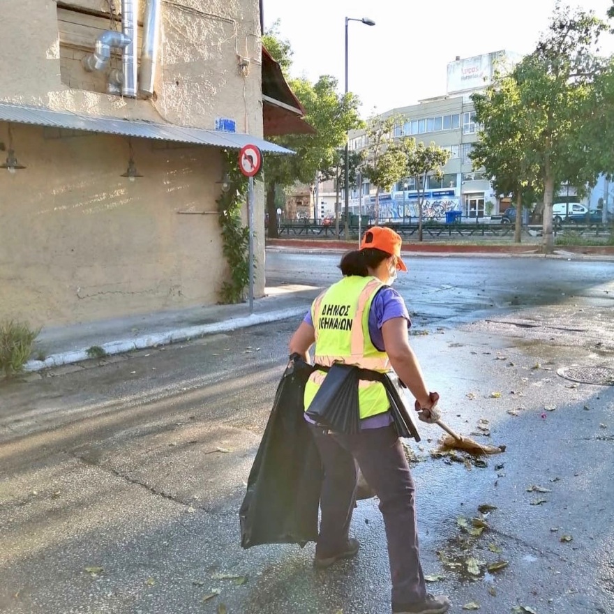 Δήμος Αθηναίων: Κυριακάτικη επιχείρηση καθαρισμού και απολύμανσης στον Βοτανικό (φωτό) 