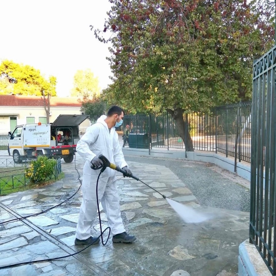 Δήμος Αθηναίων: Κυριακάτικη επιχείρηση καθαρισμού και απολύμανσης στον Βοτανικό (φωτό) 