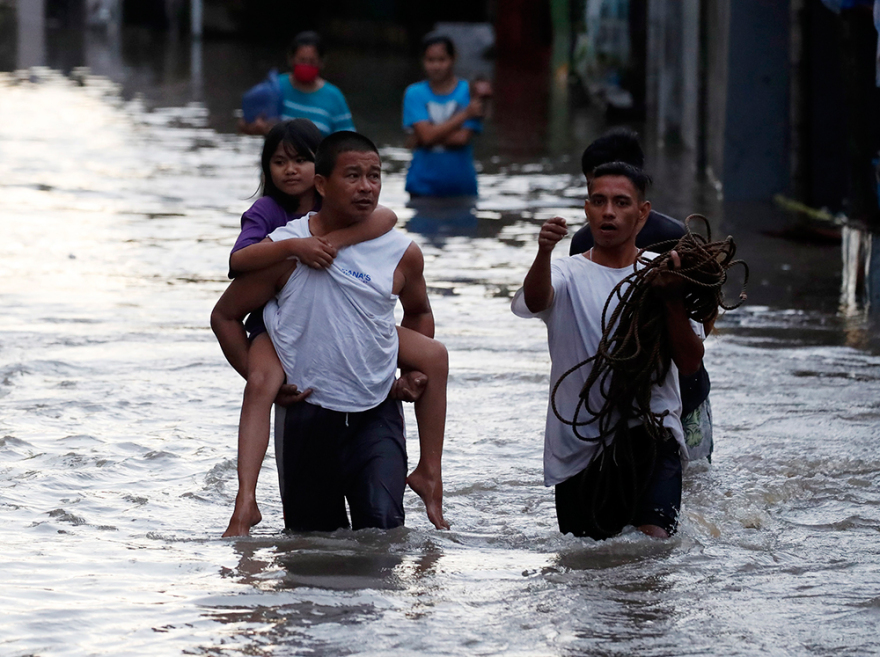 Φιλιππίνες: Σαρωτικό το πέρασμα του τυφώνα «Γκόνι» - Τουλάχιστον τέσσερις νεκροί 