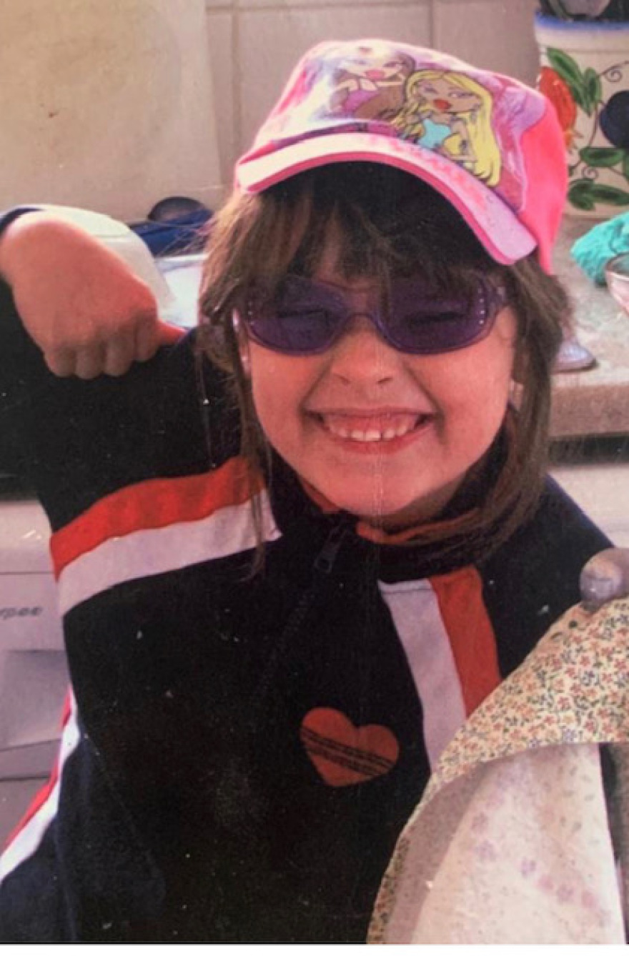 Η συγκλονιστική ιστορία της Τζάσμιν: Ο παιδόφιλος που οδηγήθηκε στη φυλακή από τη θετή του κόρη