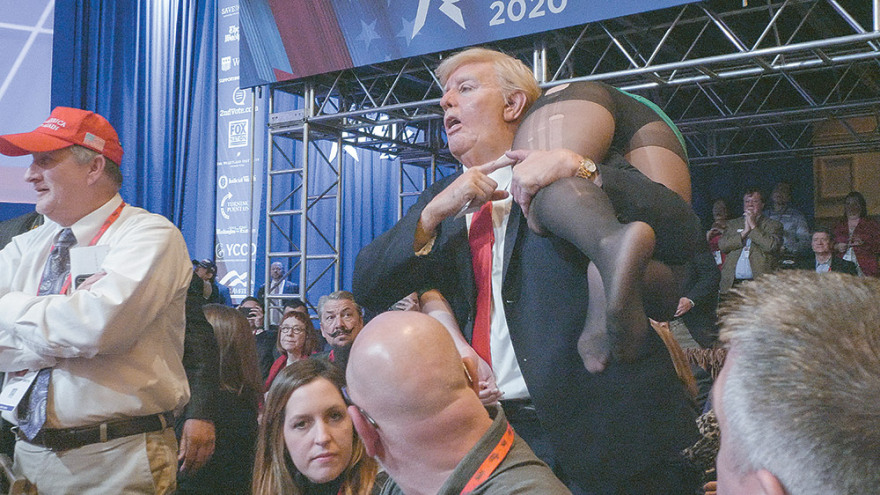 Ο Μπόρατ ξεβρακώνει «ψεκασμένους»