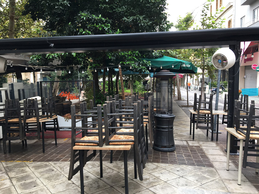 Κορωνοϊός: Τι αλλάζει από σήμερα στην Αττική - Πόσο κοντά είναι το πλήρες lockdown