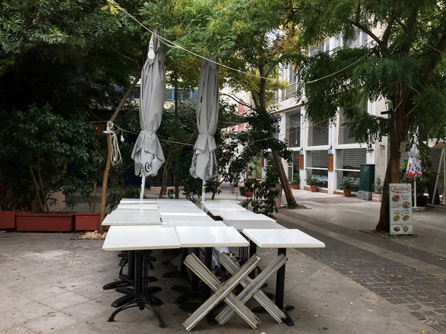 Κορωνοϊός: Τι αλλάζει από σήμερα στην Αττική - Πόσο κοντά είναι το πλήρες lockdown