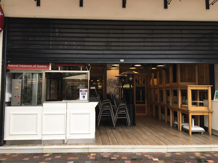 Κορωνοϊός: Τι αλλάζει από σήμερα στην Αττική - Πόσο κοντά είναι το πλήρες lockdown