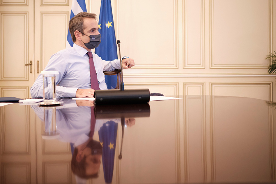 Μητσοτάκης στους βουλευτές της ΝΔ: Να «ενοχλείτε» την κυβέρνηση, όποτε βλέπετε αστοχίες