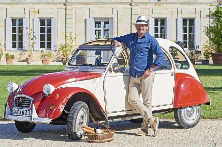 Το ERTFLIX σάς κάνει το τραπέζι