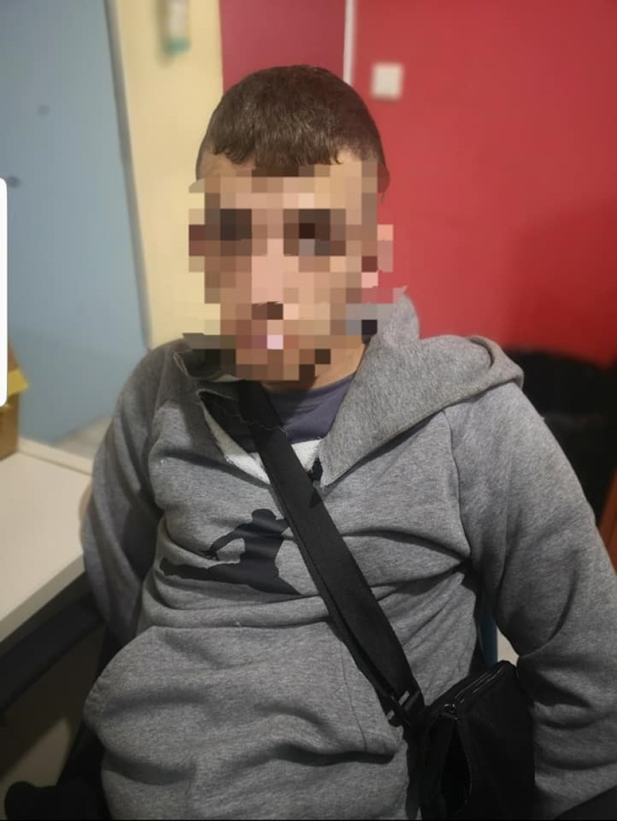 Άγρια καταδίωξη στην Αθήνα: Αστυνομικοί κυνήγησαν Mercedes με δύο διαρρήκτες