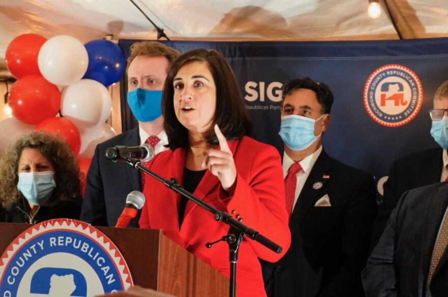 Ενδιάμεσες εκλογές ΗΠΑ: «Μαθήματα» εκλογικής στρατηγικής από την ομογένεια - «Σάρωσαν» οι Ελληνοαμερικανοί