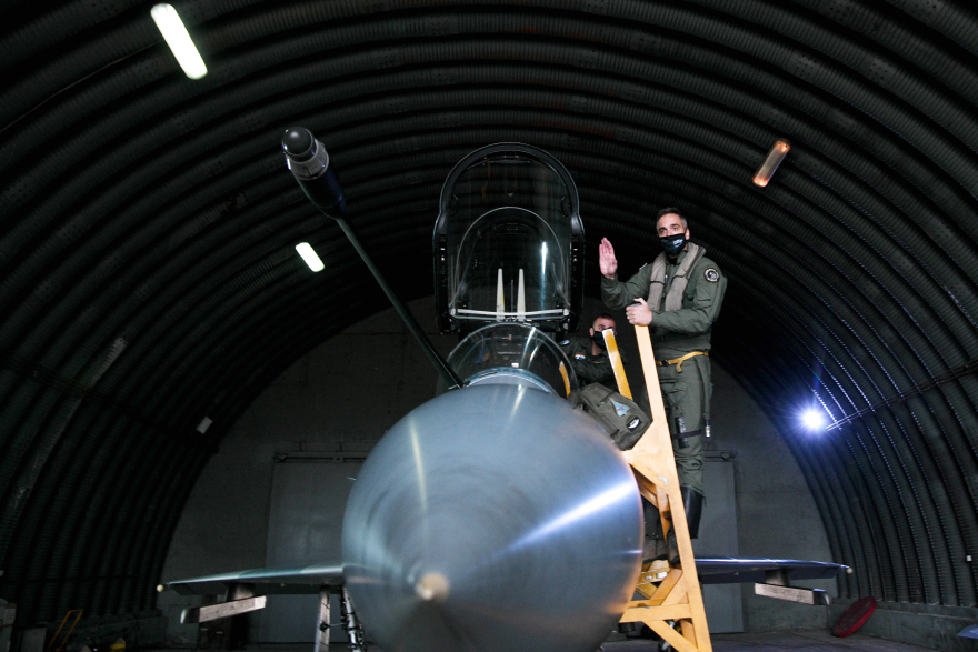 114 Πτέρυγα Μάχης: Απόστρατοι έκαναν πτήσεις για να γιορτάσουν τον προστάτη της Πολεμικής Αεροπορίας