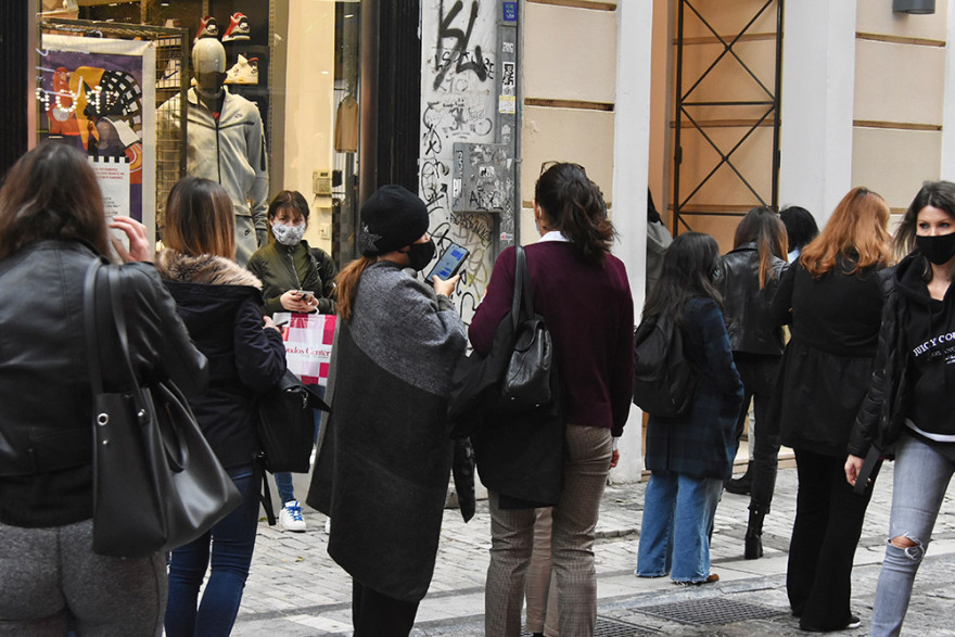 Lockdown: Όπου φύγει φύγει οι Αθηναίοι και σήμερα - Πήξιμο στην αγορά με «εικόνες Χριστουγέννων και Πάσχα»