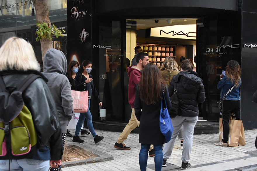 Lockdown: Όπου φύγει φύγει οι Αθηναίοι και σήμερα - Πήξιμο στην αγορά με «εικόνες Χριστουγέννων και Πάσχα»