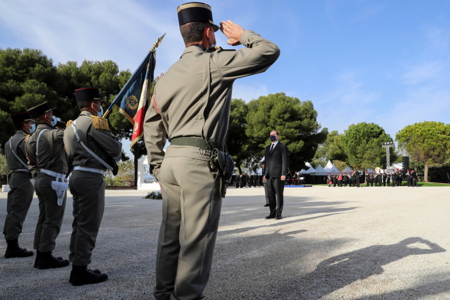 Γαλλία: Φόρος τιμής στα θύματα της επίθεσης στη Νίκαια από τον Ζαν Καστέξ