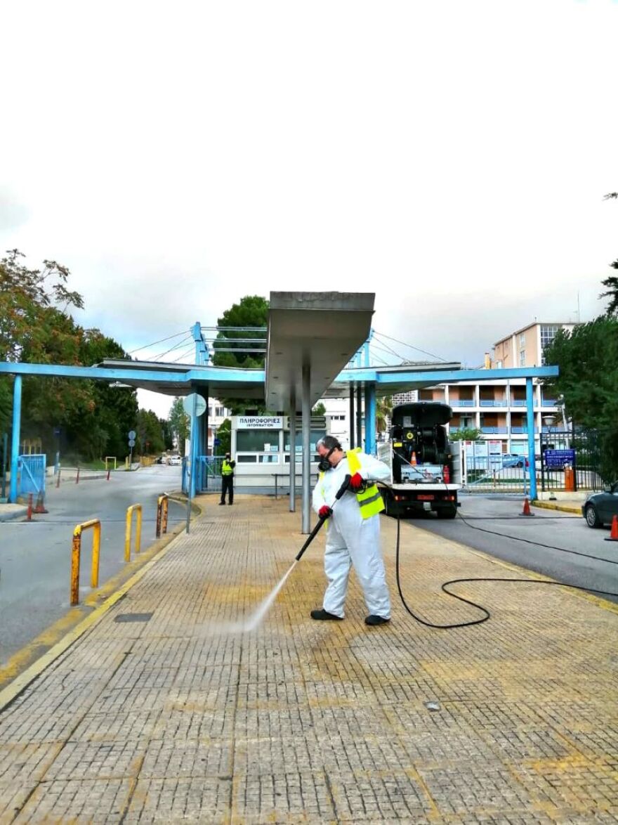  Δήμος Αθηναίων: Εντατικοποιούνται οι δράσεις καθαρισμού και απολύμανσης σε πολυσύχναστα σημεία