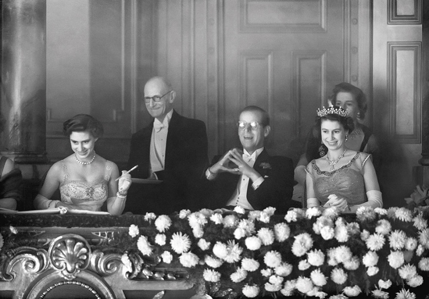 Βασίλισσα Ελισάβετ: Το νέο φωτογραφικό άλμπουμ της ζωής της μέσα και έξω από το παλάτι