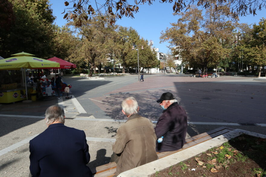 Lockdown: Πειθαρχημένοι οι πολίτες την πρώτη μέρα εφαρμογής των μέτρων