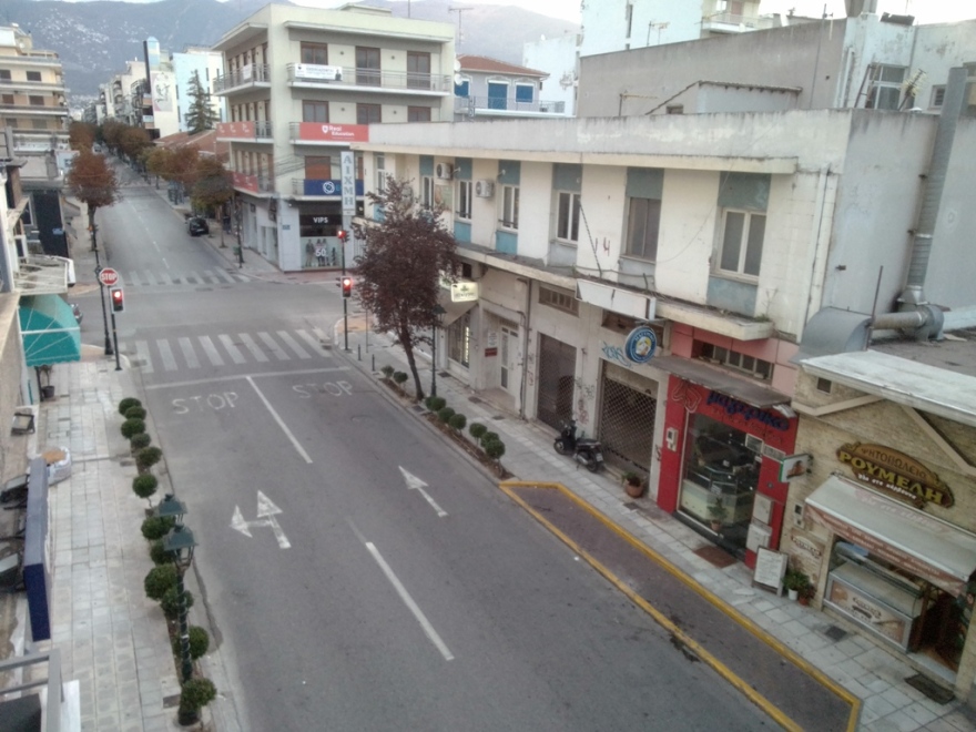 Lockdown: Πειθαρχημένοι οι πολίτες την πρώτη μέρα εφαρμογής των μέτρων