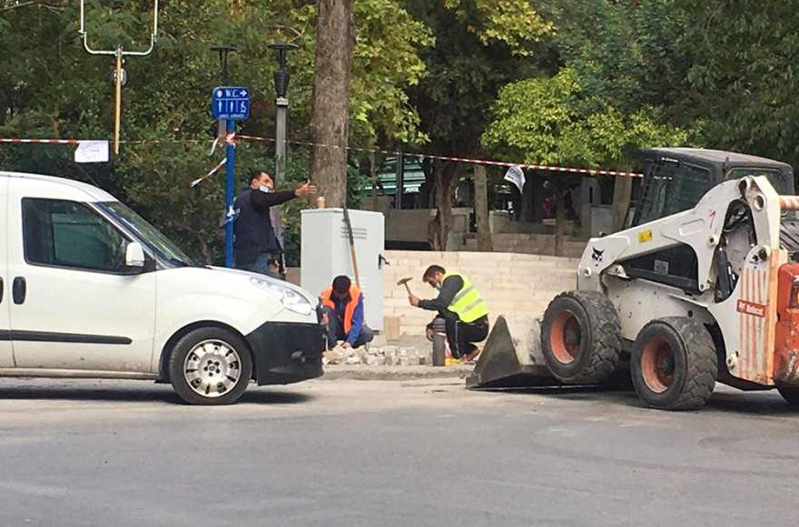 Lockdown - Κορωνοϊός: Καραντίνα με άδειους δρόμους στην Αθήνα -  Δείτε φωτογραφίες