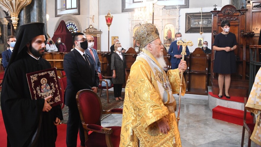 Με λαμπρότητα τελέστηκε η χειροτονία του νέου Επισκόπου Κομάνων Μιχάηλ