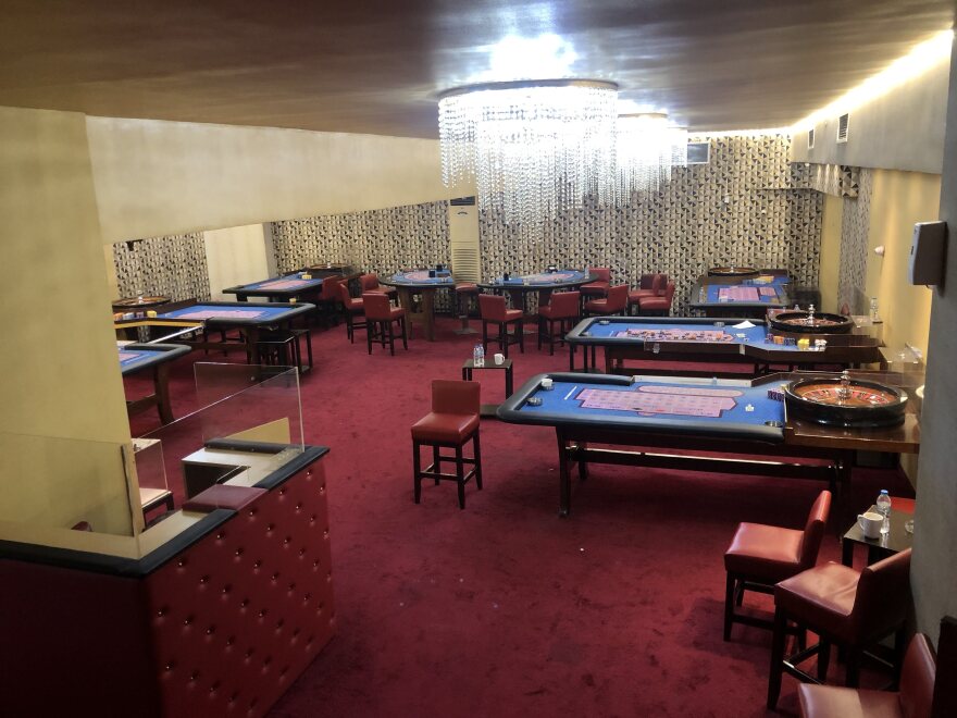 Μίνι καζίνο στο κέντρο της Αθήνας - 67 άτομα παραβίασαν το lockdown για να τζογάρουν παράνομα 