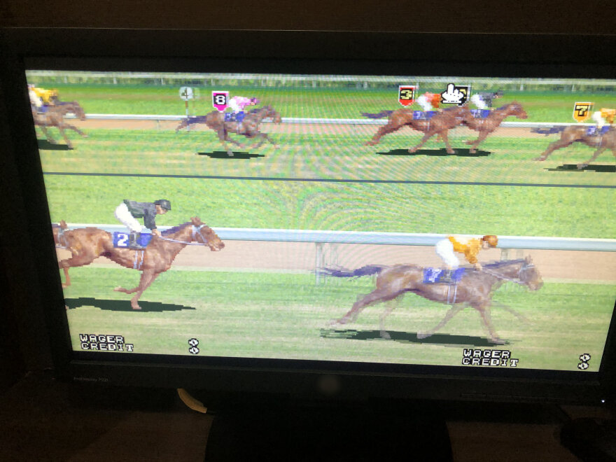 Μίνι καζίνο στο κέντρο της Αθήνας - 67 άτομα παραβίασαν το lockdown για να τζογάρουν παράνομα 