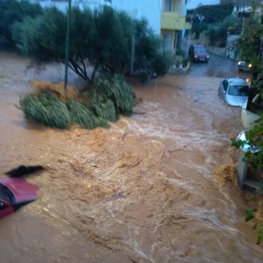 Κακοκαιρία: Δοκιμάζεται πάλι η Κρήτη - Κινδυνεύουν άνθρωποι στη Χερσόνησο 