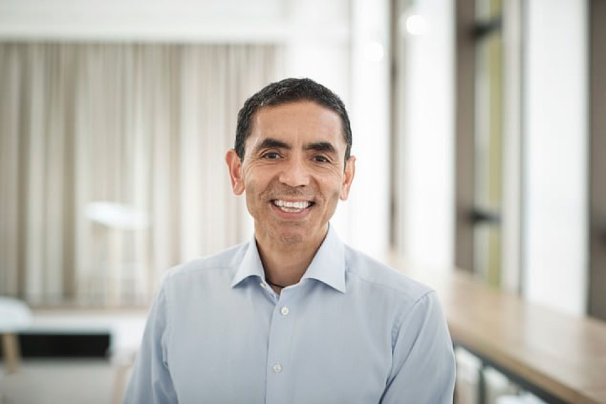 Εμβόλιο Pfizer: To ζευγάρι των Γερμανών επιστημόνων πίσω από την προσπάθεια