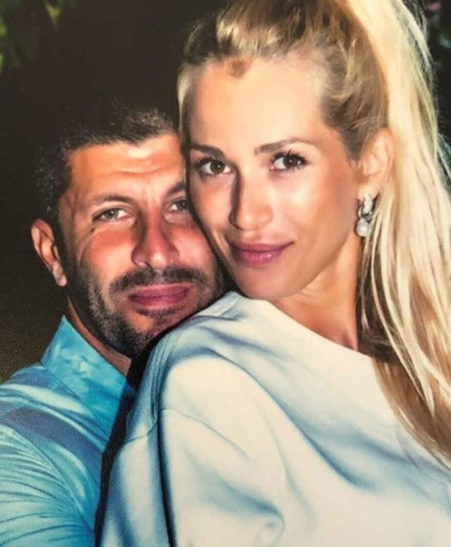 Βικτώρια Καρύδα: Οι φωτογραφίες με τον σύζυγό της και το συγκινητικό μήνυμά της