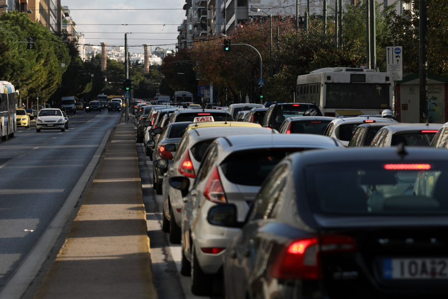 Κίνηση στους δρόμους σήμερα: Lockdown με αυξημένη κίνηση 