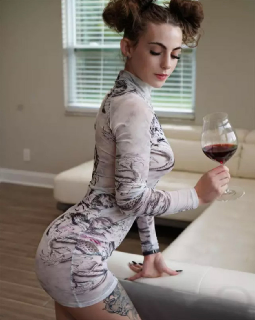 Η περιπέτεια ενός μοντέλου στο Tinder: Παραήταν όμορφη για να την αντέξουν...