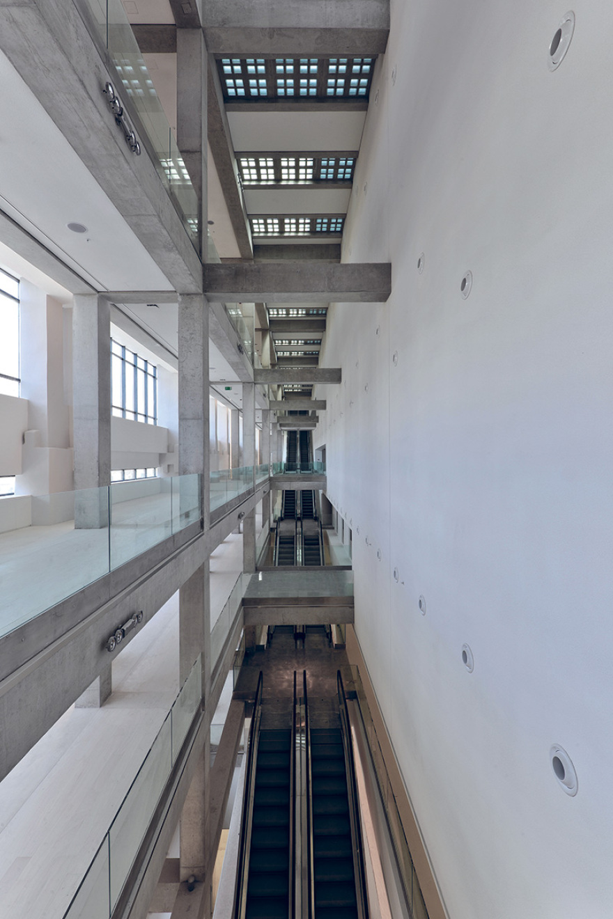 Καλλιόπη Κοντόζογλου: Πώς ένα εργοστάσιο έγινε μουσείο σύγχρονης  τέχνης