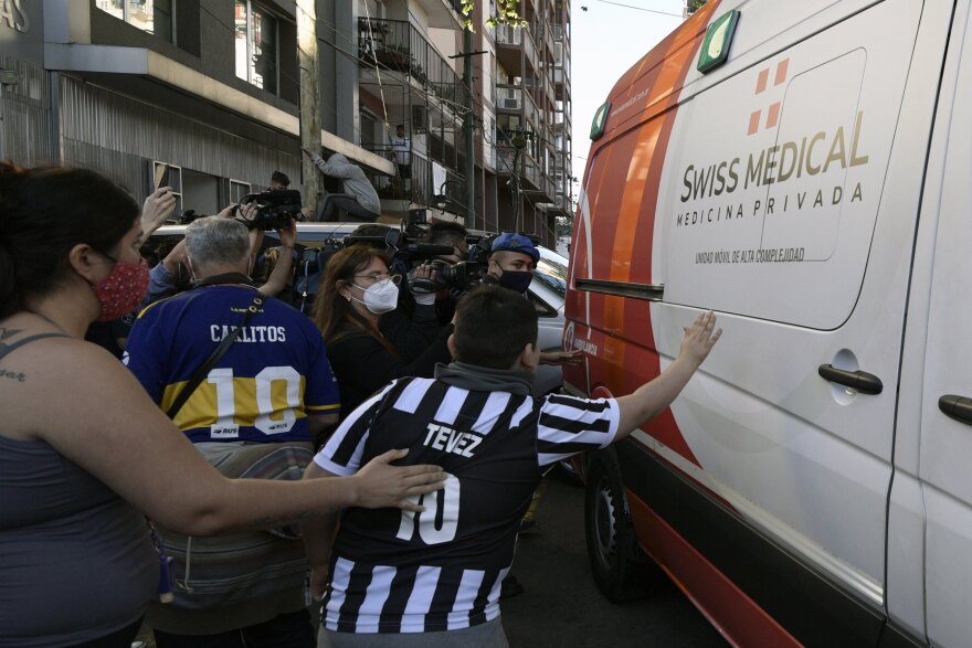 Πέθανε ο Ντιέγκο Μαραντόνα - Παγκόσμιο σοκ