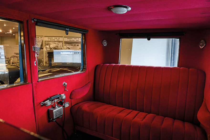 Θεόδωρος Χαραγκιώνης: Από τον οίκο Gucci στις «ντίβες» της ασφάλτου 