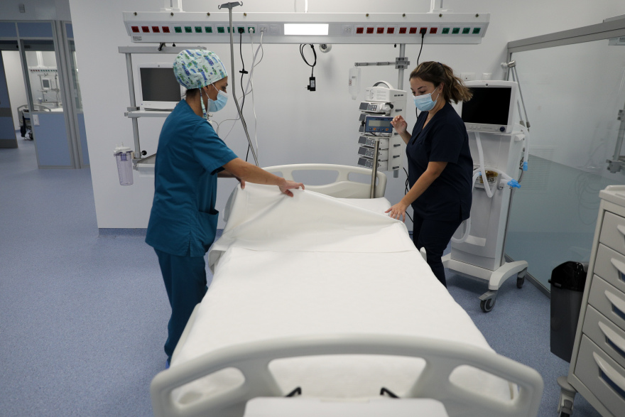 Κορωνοϊός: Κανένα δείγμα ανάσχεσης του ιού παρά τα μέτρα