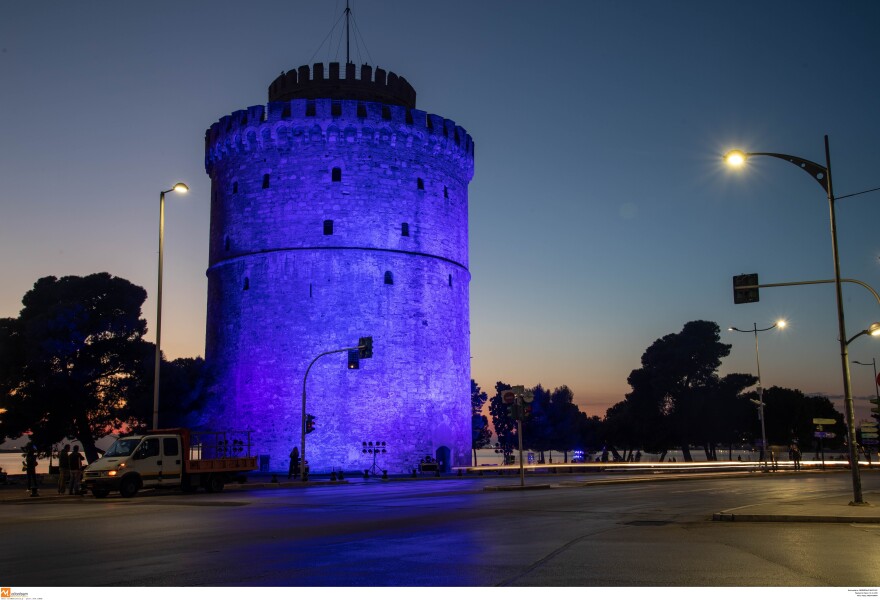 Φωταγώγηση της Βουλής για την Παγκόσμια Ημέρα Διαβήτη
