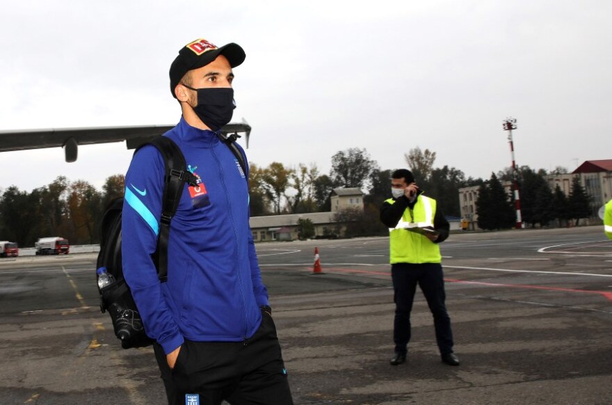 Εθνική Ελλάδας: Προσγειώθηκε στο Κισινάου η αποστολή