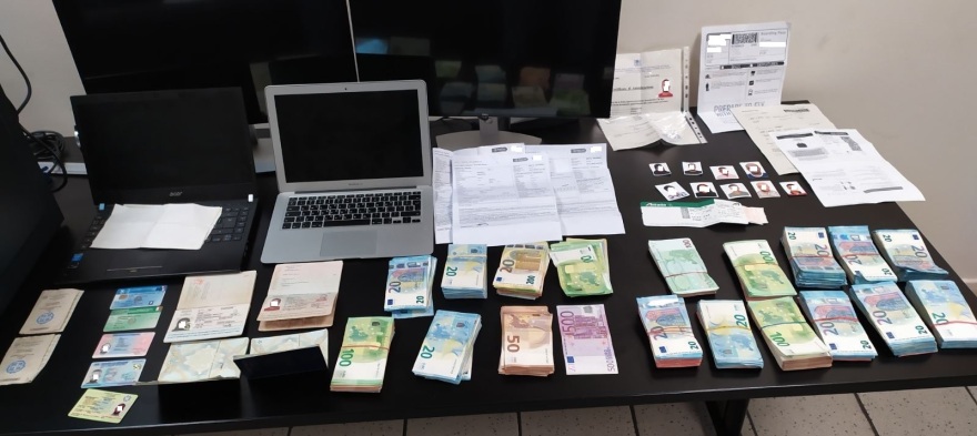 Διεθνές κύκλωμα αλλοδαπών διακινούσε μετανάστες στο κέντρο της Αθήνας - Συνελήφθησαν 8 άτομα