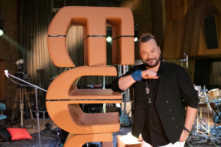 Στο «Σπίτι με το MEGA»: Ραντεβού το Σάββατο με τον Διονύση Σαββόπουλο  