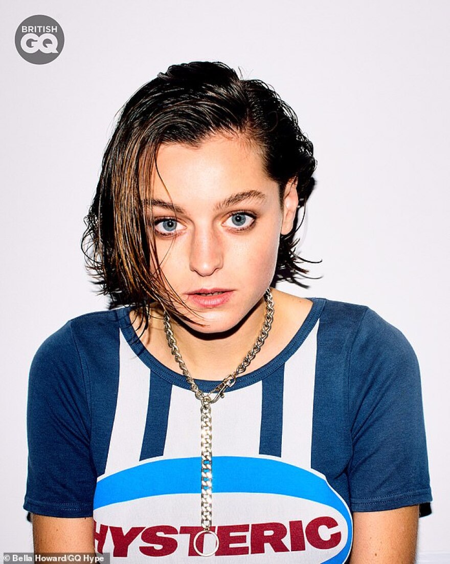 Η... πριγκίπισσα Νταϊάνα με εσώρουχα και διαφάνειες - Δείτε φωτογραφίες