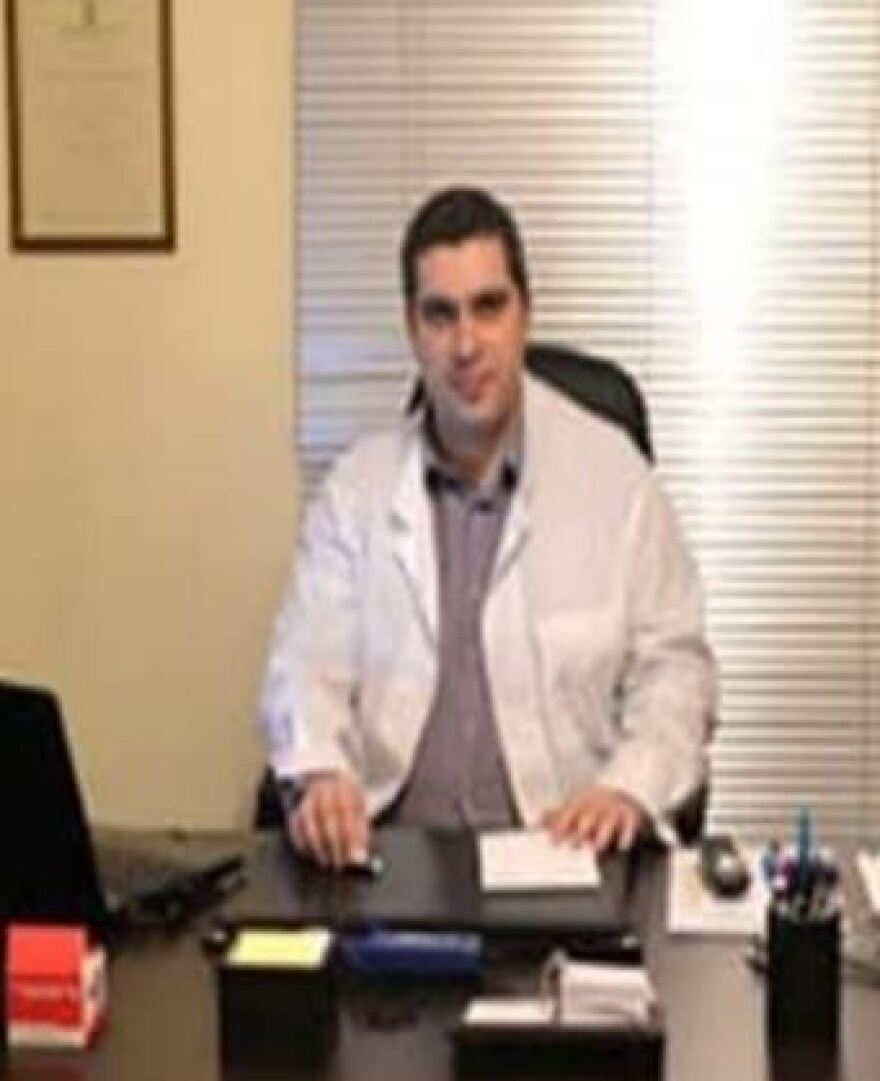 Συγγενής του 42χρονου πνευμονολόγου που πέθανε από κορωνοϊό: «Δεν μπορώ να αφήσω τους ασθενείς μου», μας έλεγε