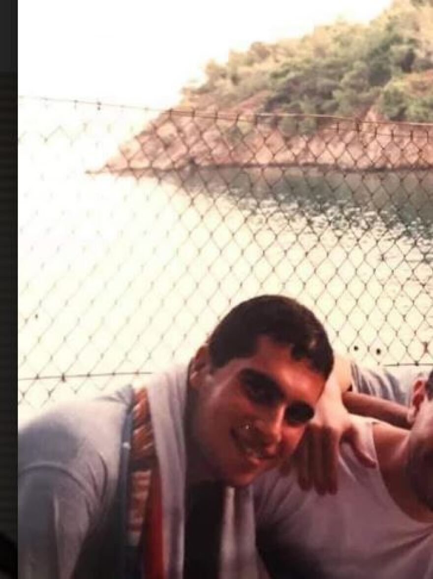 Συγγενής του 42χρονου πνευμονολόγου που πέθανε από κορωνοϊό: «Δεν μπορώ να αφήσω τους ασθενείς μου», μας έλεγε