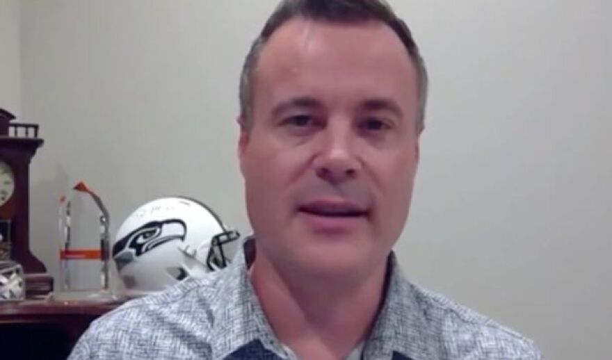 Εμβόλιο Moderna: «Δεν είχα παρενέργειες, μόνο έναν μικρό πόνο στο χέρι», λέει ένας από τους πρώτους εθελοντές