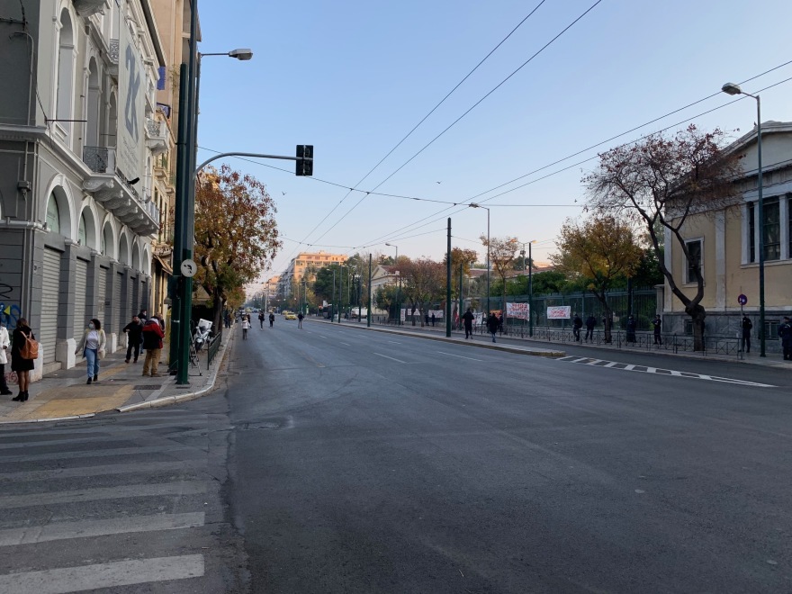 Πολυτεχνείο: «Φρούριο» η Αθήνα με περιπολίες, μπλόκα και κυκλοφοριακές ρυθμίσεις